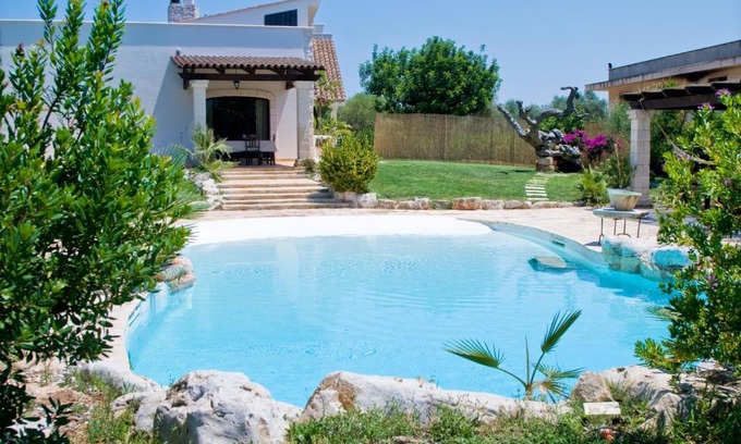 Fasano Villa | Villa Colucci