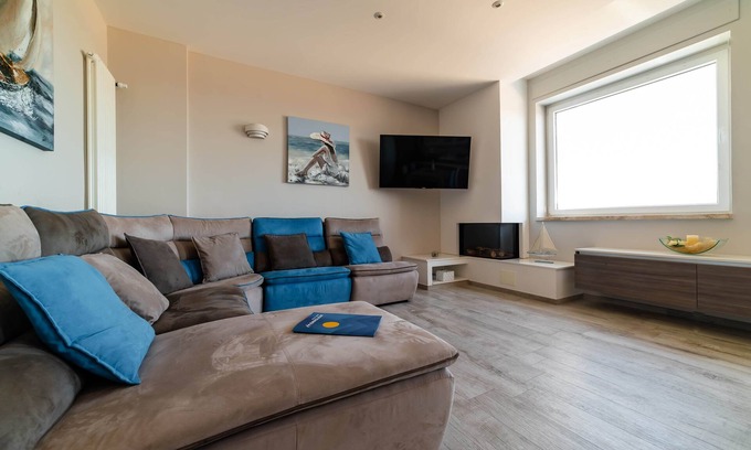 L'Assunta Apartment | Wanderlust - Two Bedroom Apartment, Sleeps 4