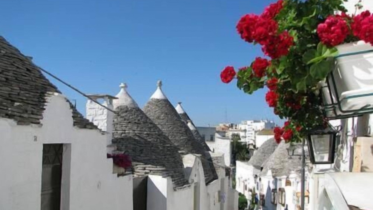 Photo of Buildings in Municipio 1