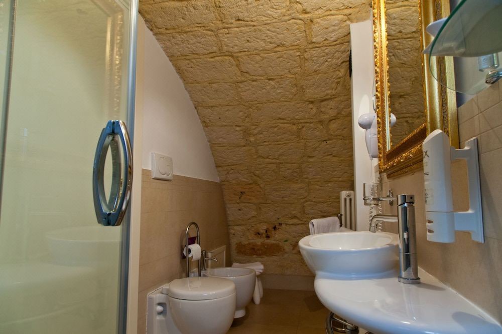 Photo of Bathroom in Galatina Historic Centre