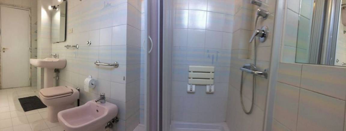 Photo of Bathroom in Municipio 2