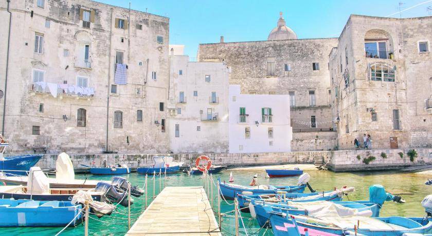 Photo of Buildings in Pezze di Greco