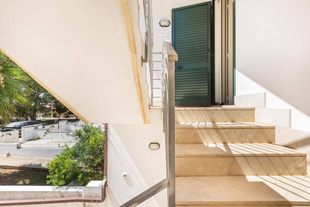 Photo of Patio Balcony in Lido Marini