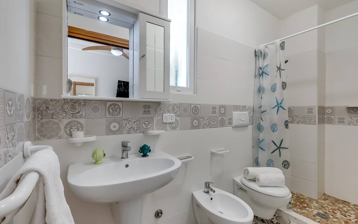 Photo of Bathroom in Defensola