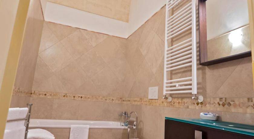 Photo of Bathroom in Villa Castelli