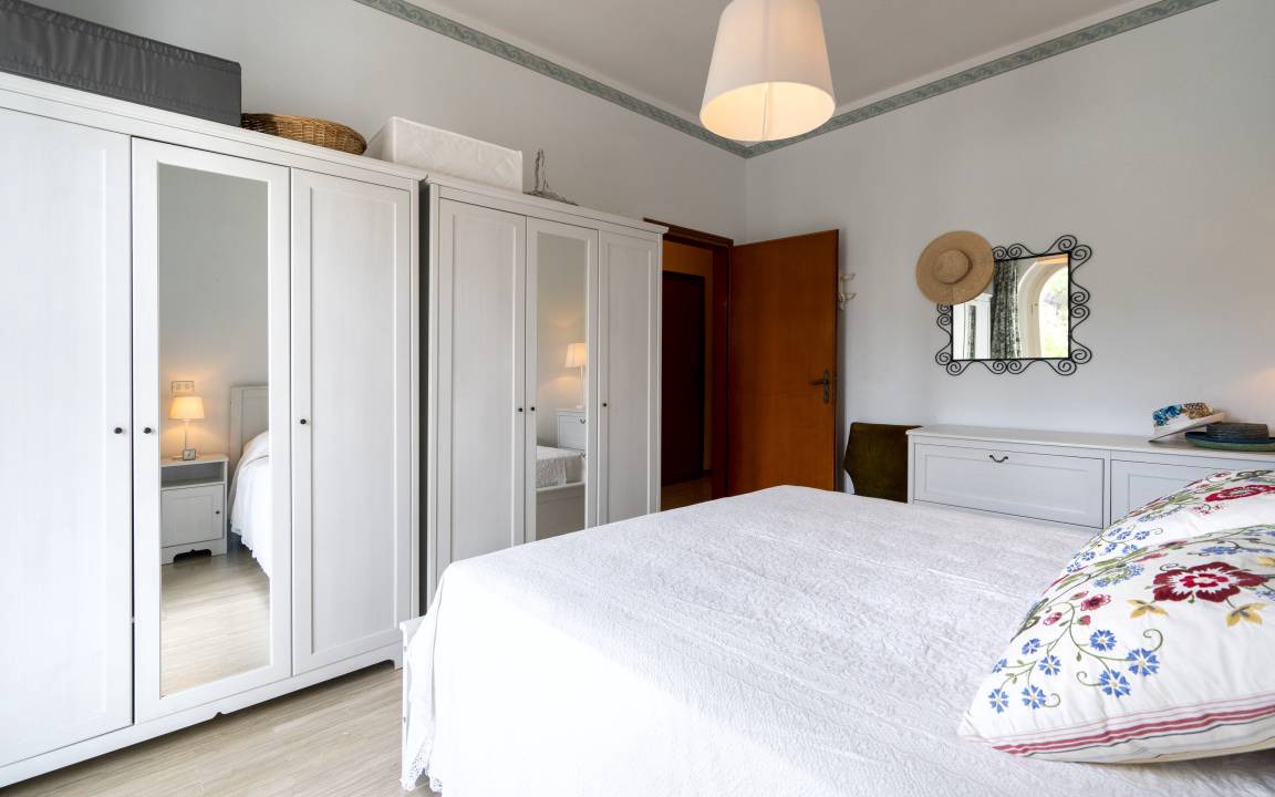 Photo of Bedroom in Cozze