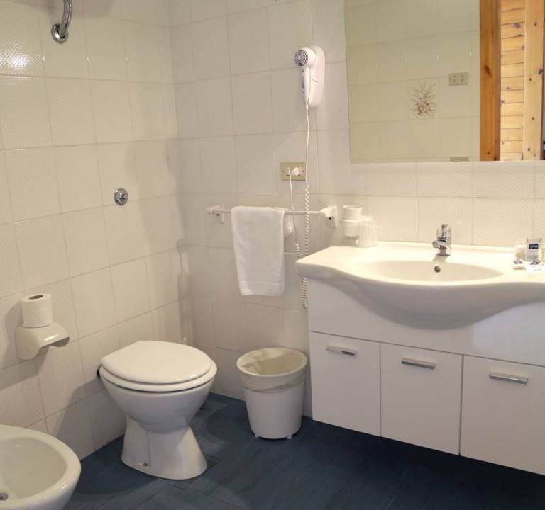 Photo of Bathroom in Acaya