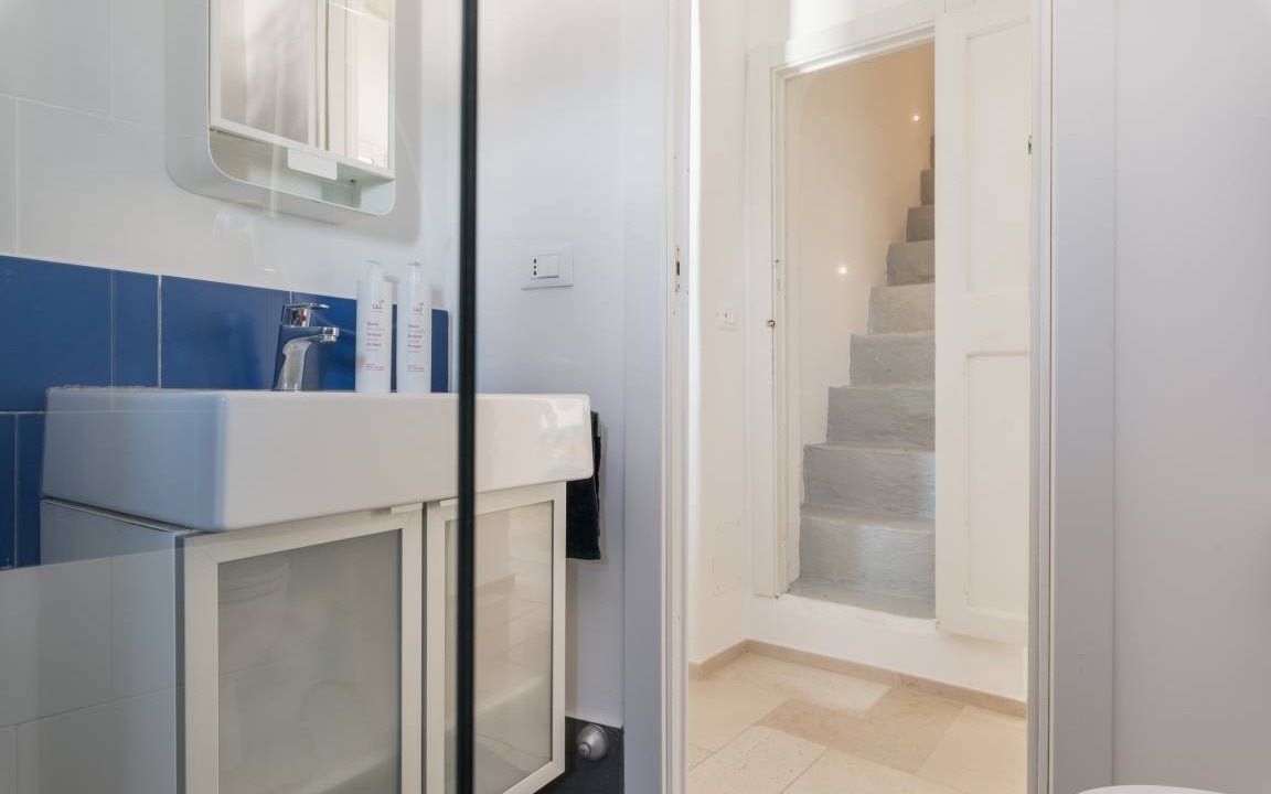 Photo of Bathroom in Ostuni Historic Centre