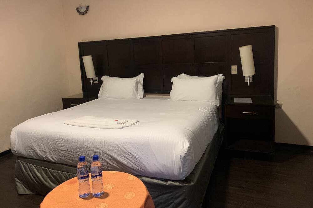 Photo of Bedroom in Debre Zeyit