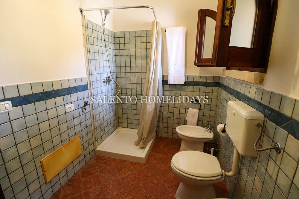 Photo of Bathroom in Specchia