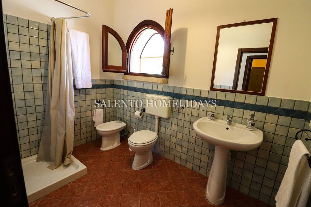 Photo of Bathroom in Specchia
