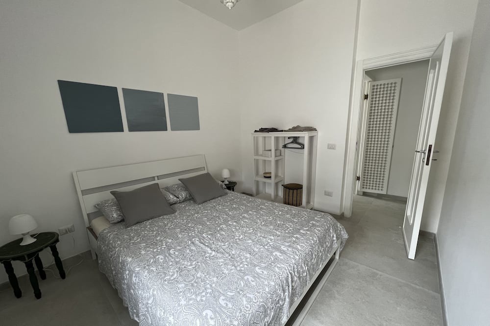 Photo of Bedroom in Torre Chianca