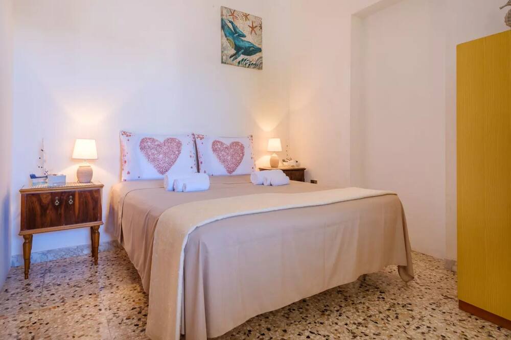 Photo of Bedroom in Torre Specchia Ruggeri