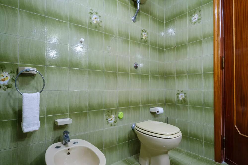 Photo of Bathroom in Torre Specchia Ruggeri
