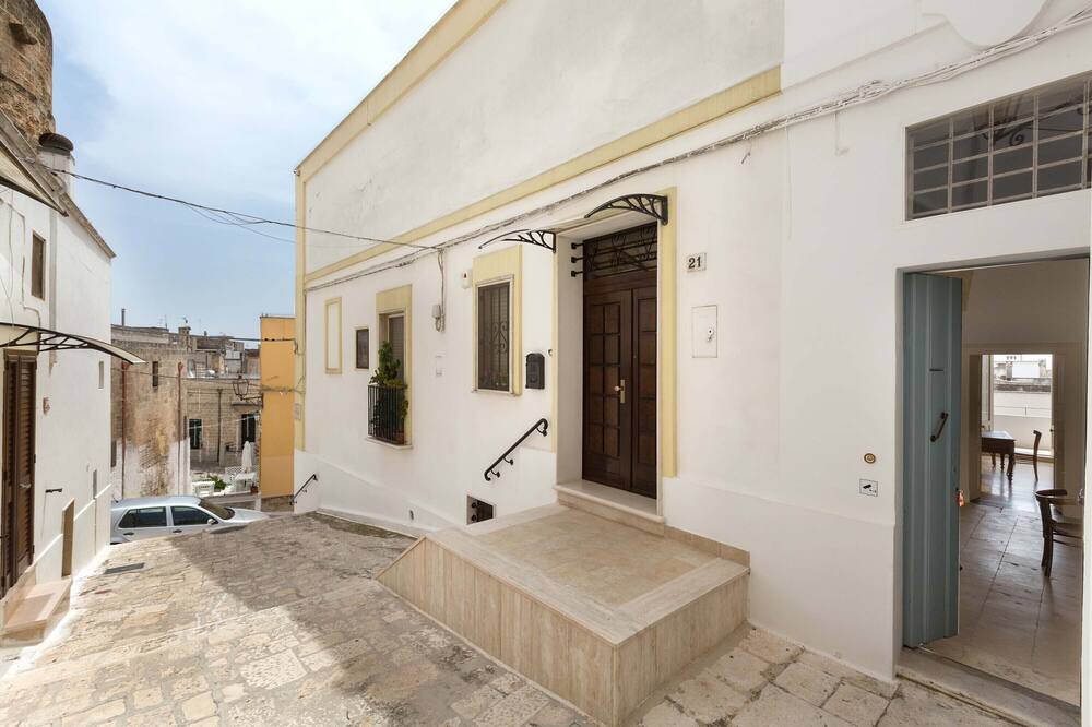 Photo of Patio Balcony in Oria Historic Centre