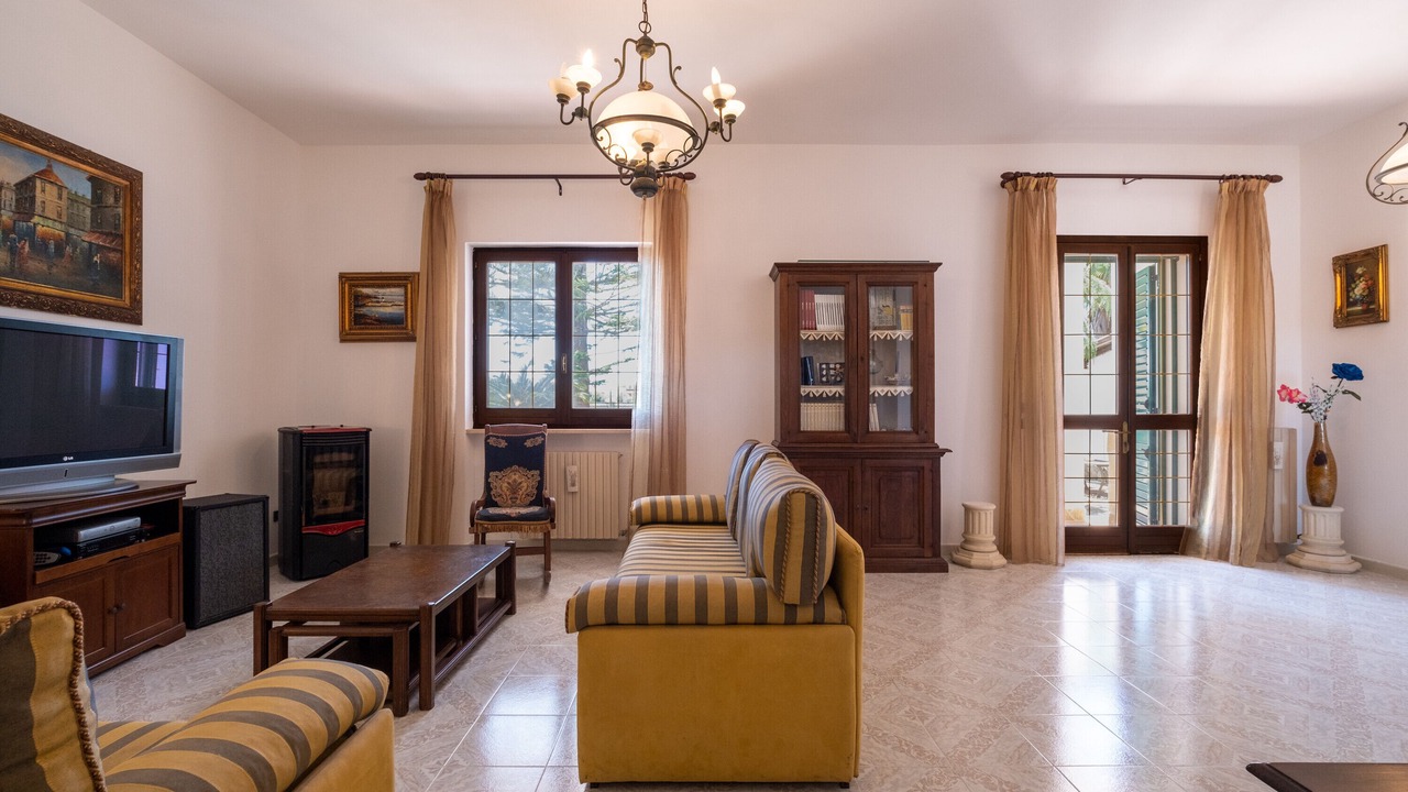 Photo of Livingroom in Cocumola