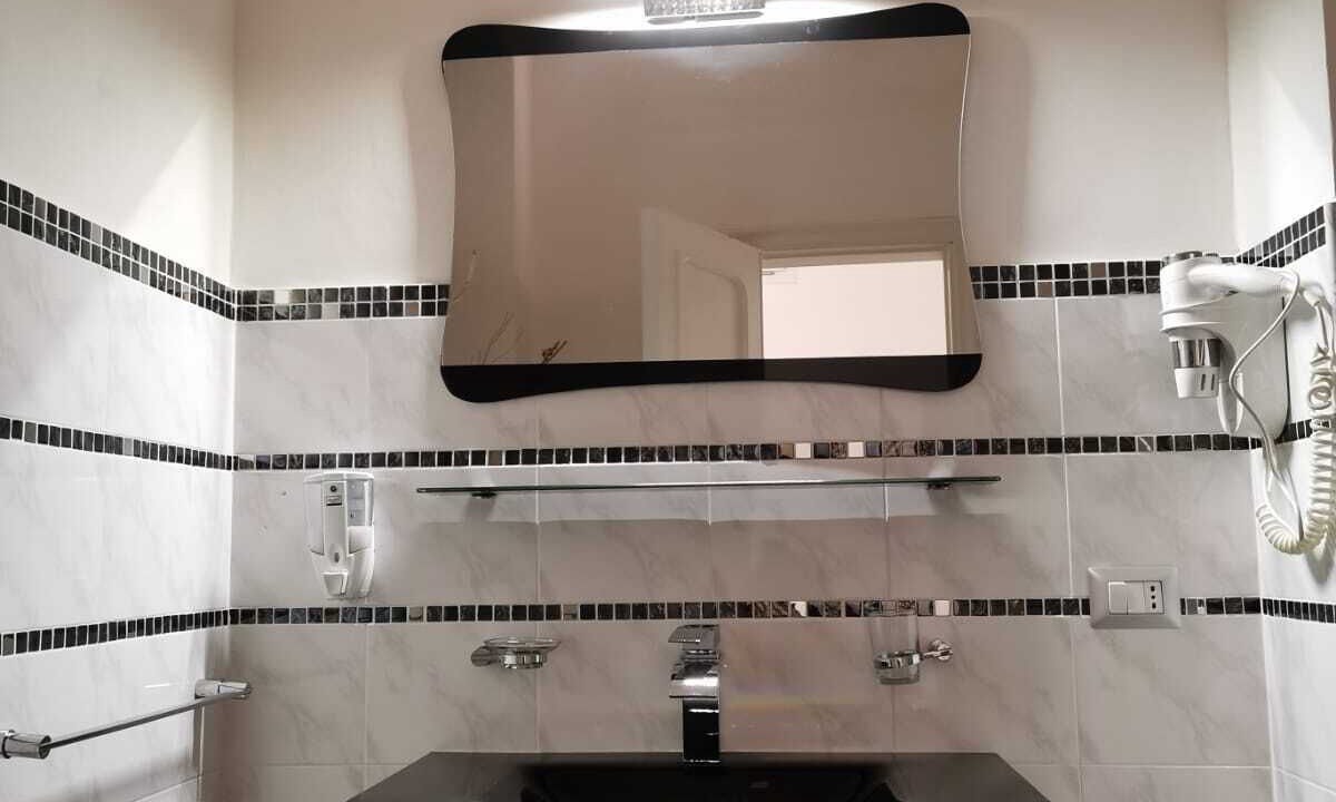 Photo of Bathroom in Gallipoli