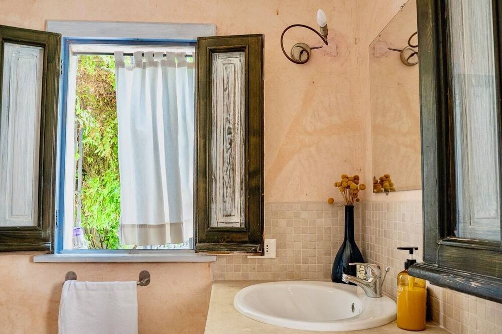 Photo of Bathroom in Poggiardo