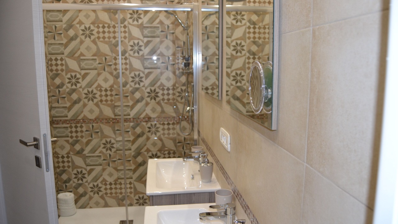 Photo of Bathroom in Magna Grecia