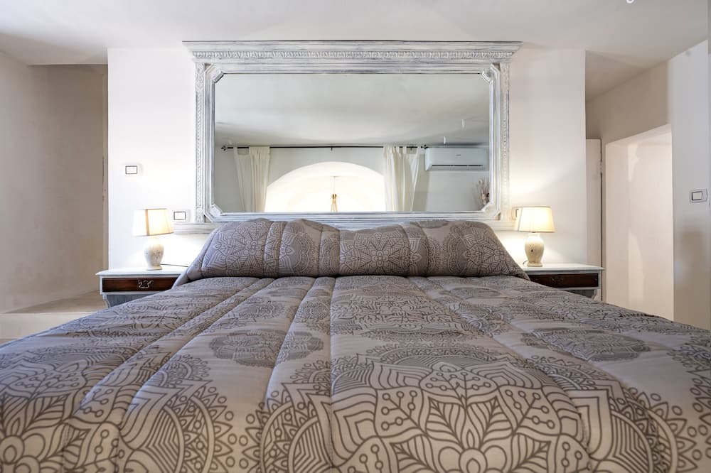 Photo of Bedroom in Montalbano