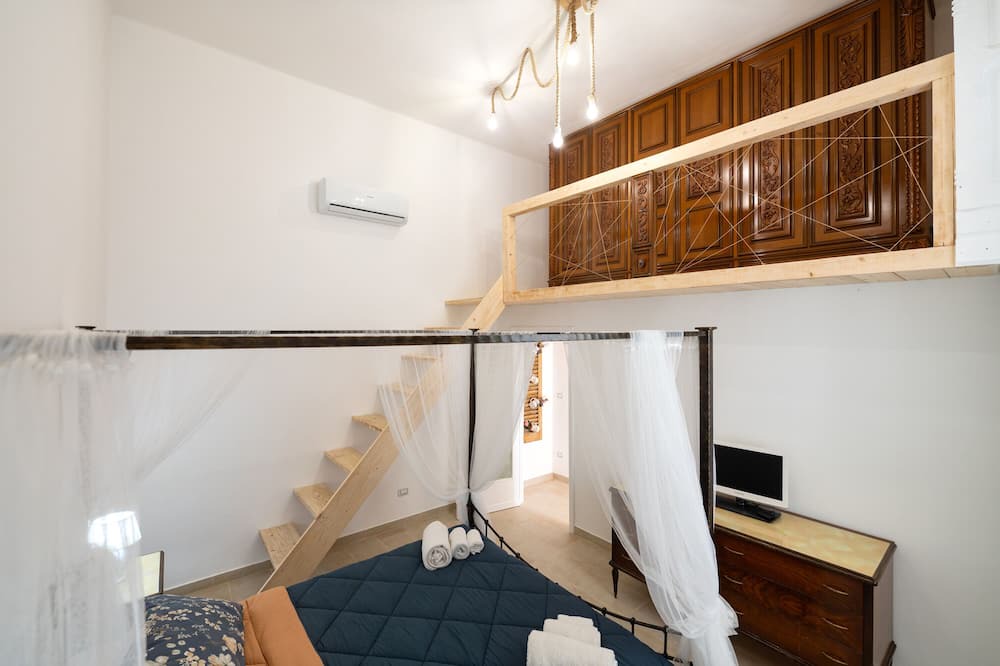 Photo of Bedroom in Montalbano