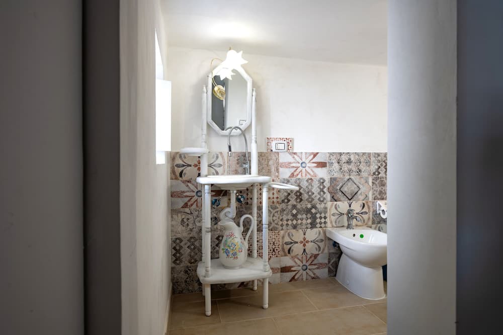 Photo of Bathroom in Montalbano