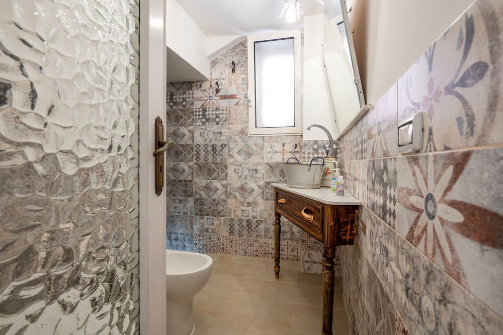 Photo of Bathroom in Montalbano
