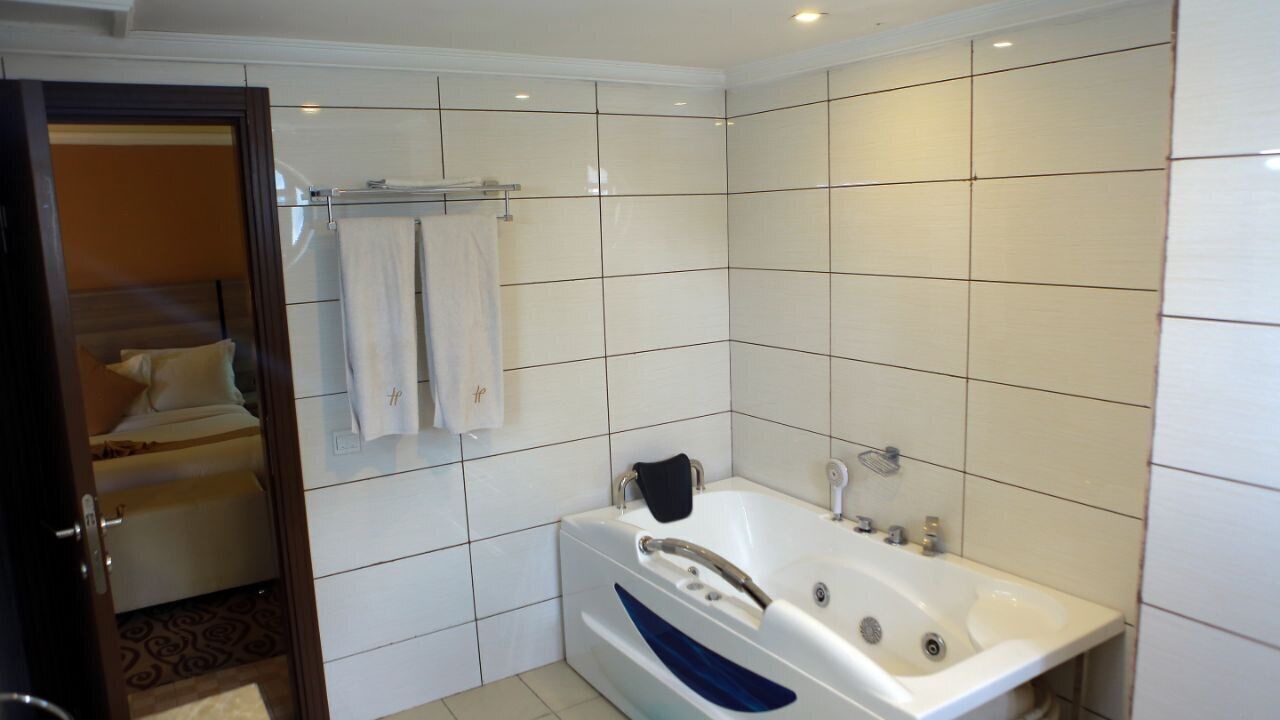 Photo of Bathroom in Nifas Silk-Lafto