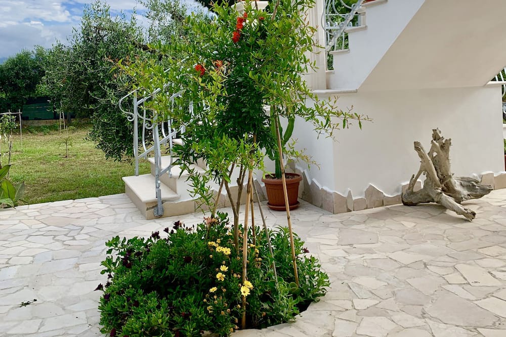 Photo of Patio Balcony in Lesina
