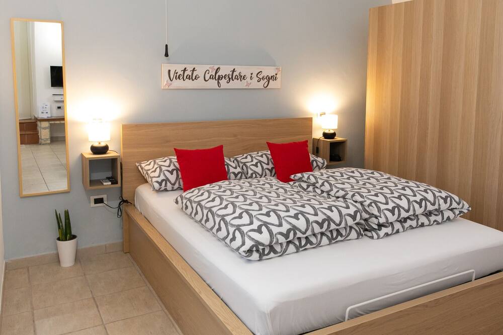 Photo of Bedroom in Adelfia