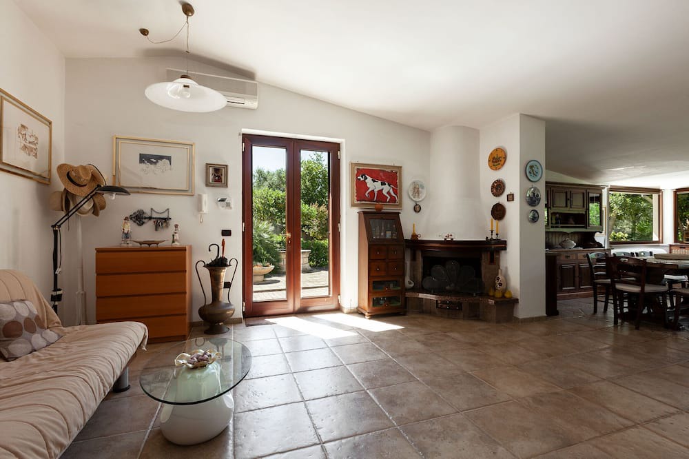 Photo of Livingroom in Oria