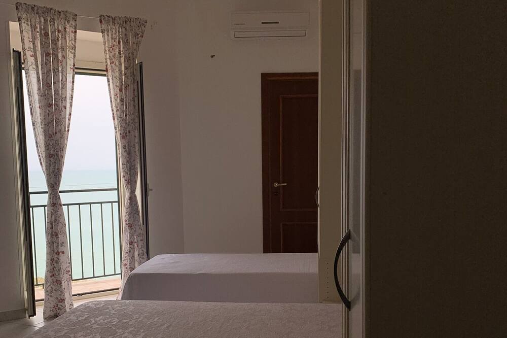 Photo of Bedroom in Rodi Garganico