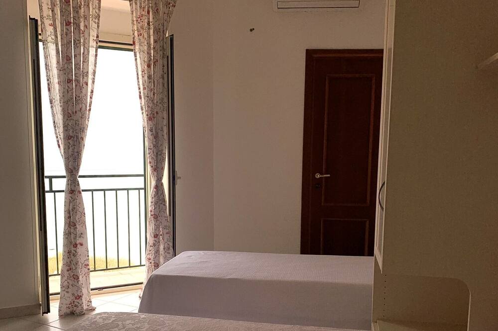 Photo of Bedroom in Rodi Garganico
