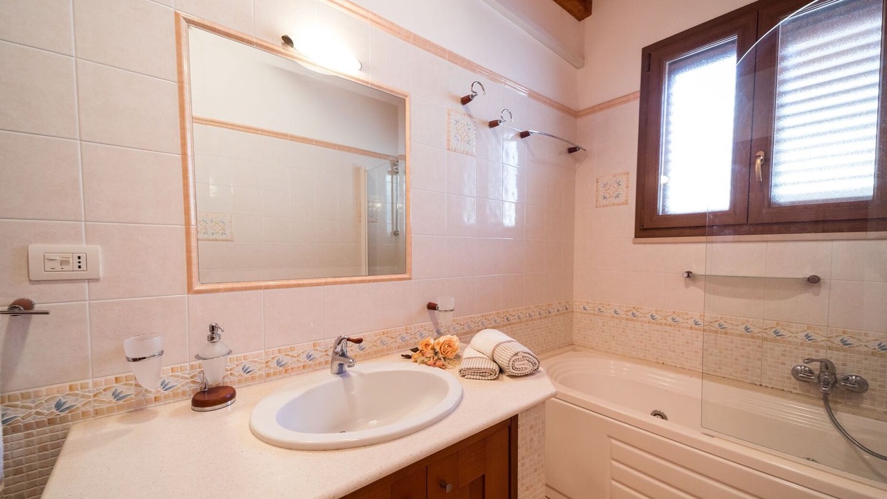 Photo of Bathroom in Torre Suda