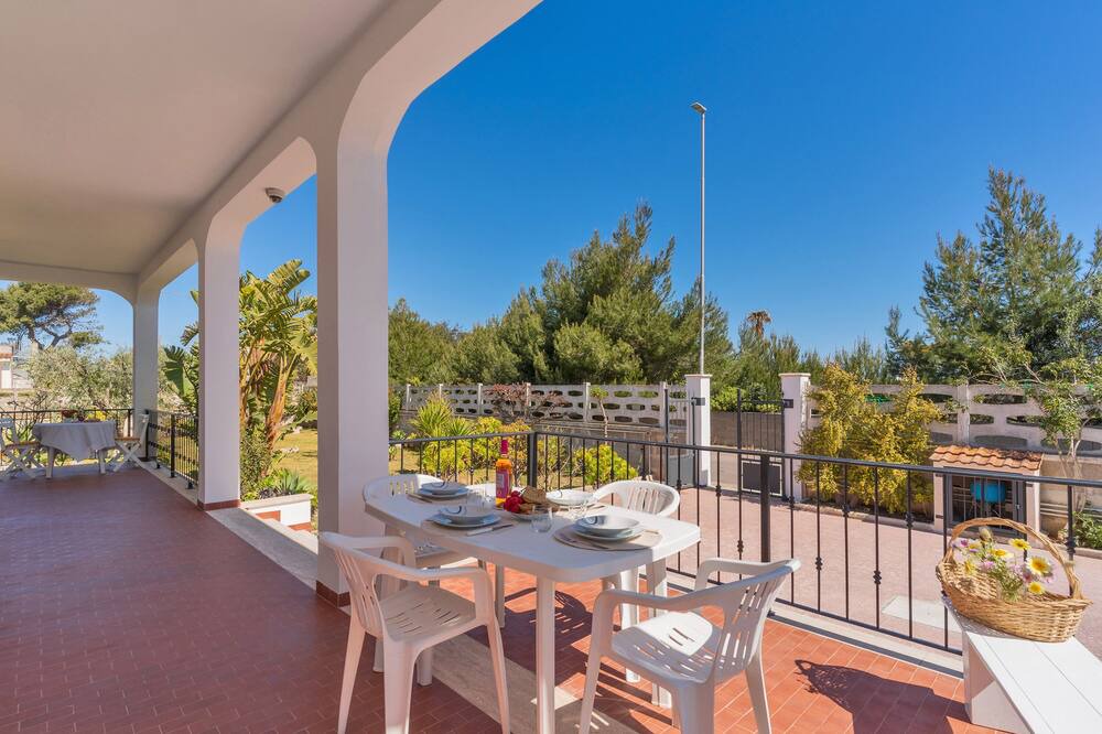 Photo of Patio Balcony in Torre Chianca