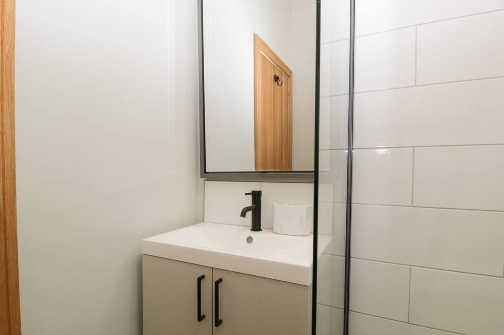 Photo of Bathroom in Winscombe