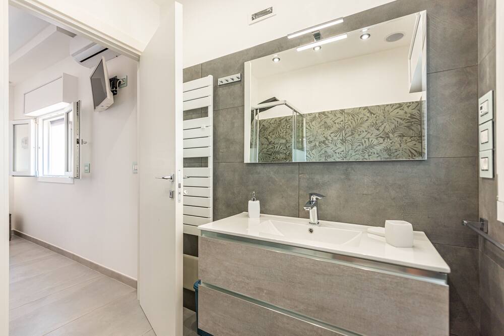 Photo of Bathroom in Marina di Felloniche