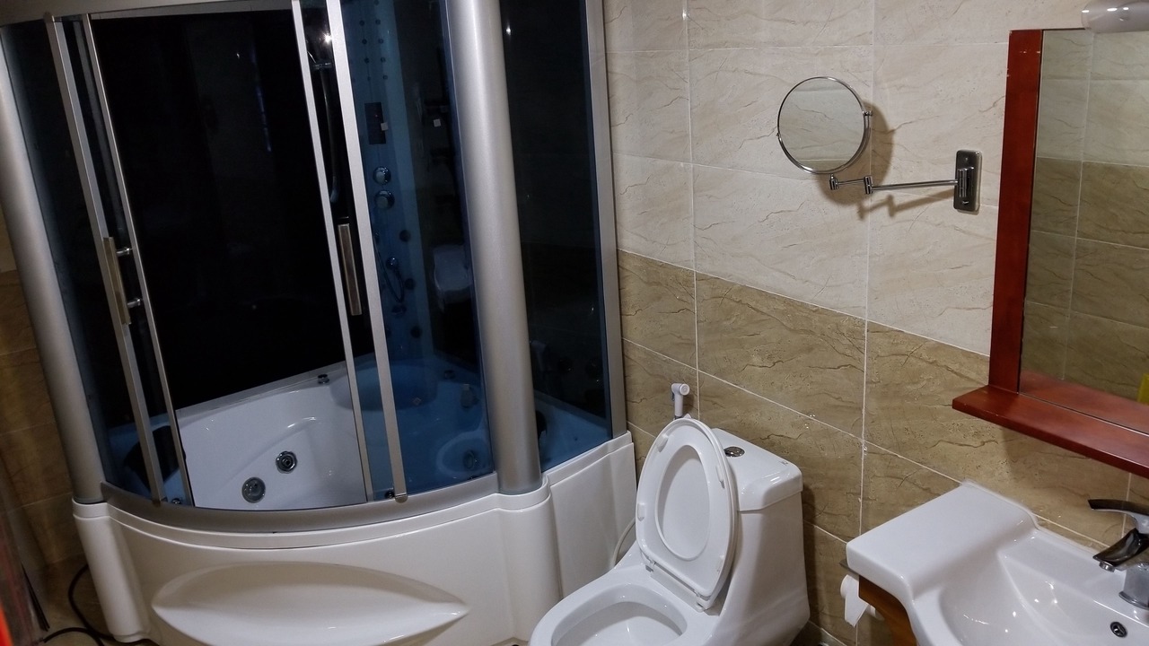 Photo of Bathroom in Piazza