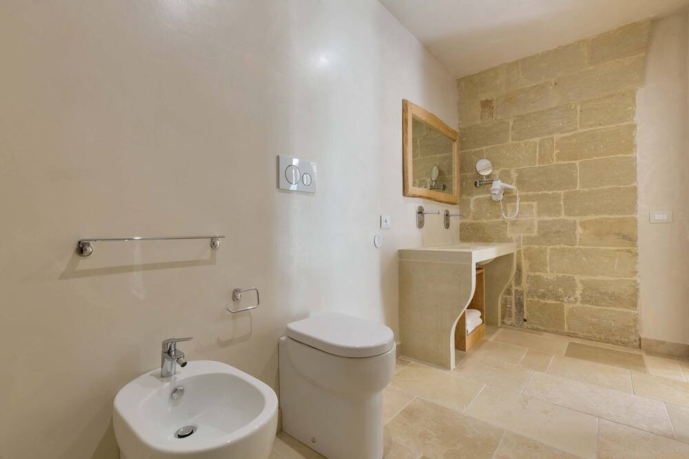 Photo of Bathroom in Otranto