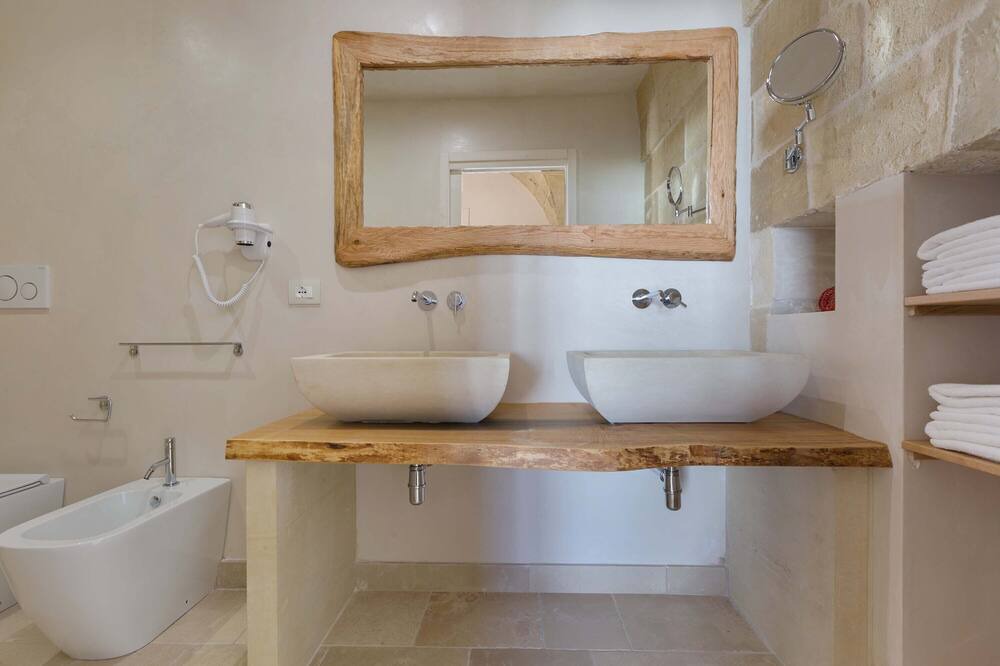 Photo of Bathroom in Otranto