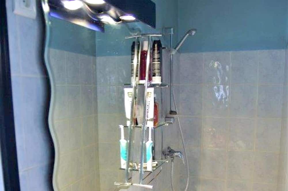 Photo of Bathroom in Foulpointe