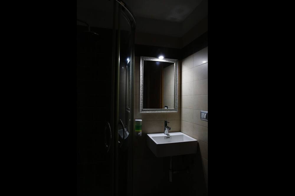 Photo of Bathroom in Lequile