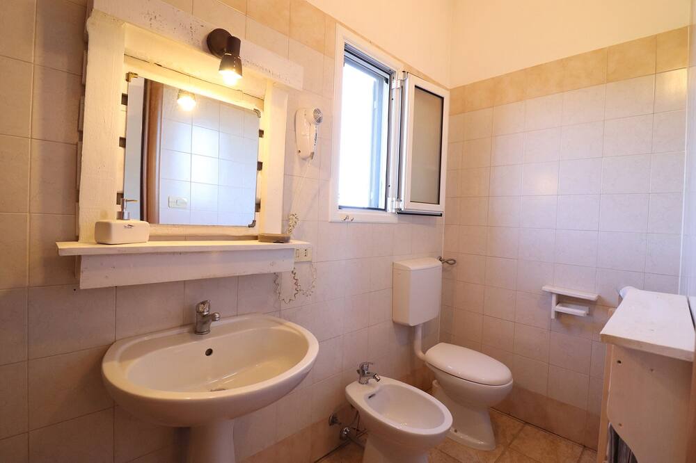 Photo of Bathroom in Otranto