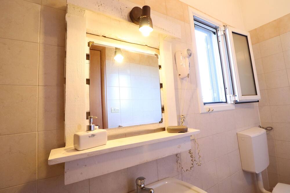 Photo of Bathroom in Otranto