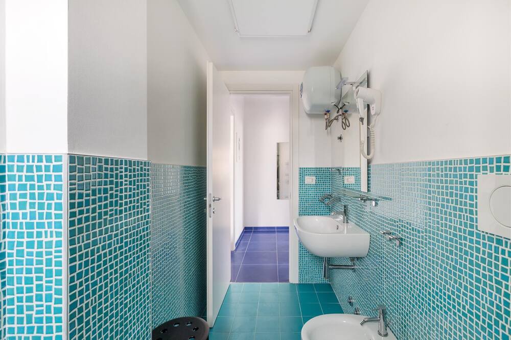 Photo of Bathroom in Torre Lapillo