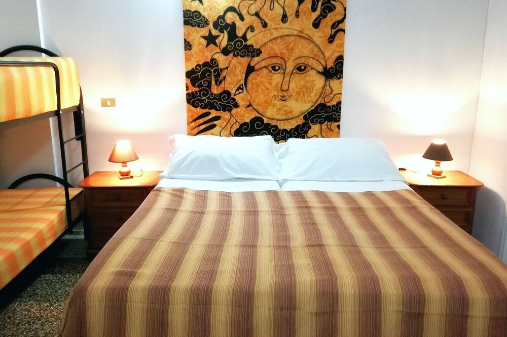 Photo of Bedroom in Gallipoli