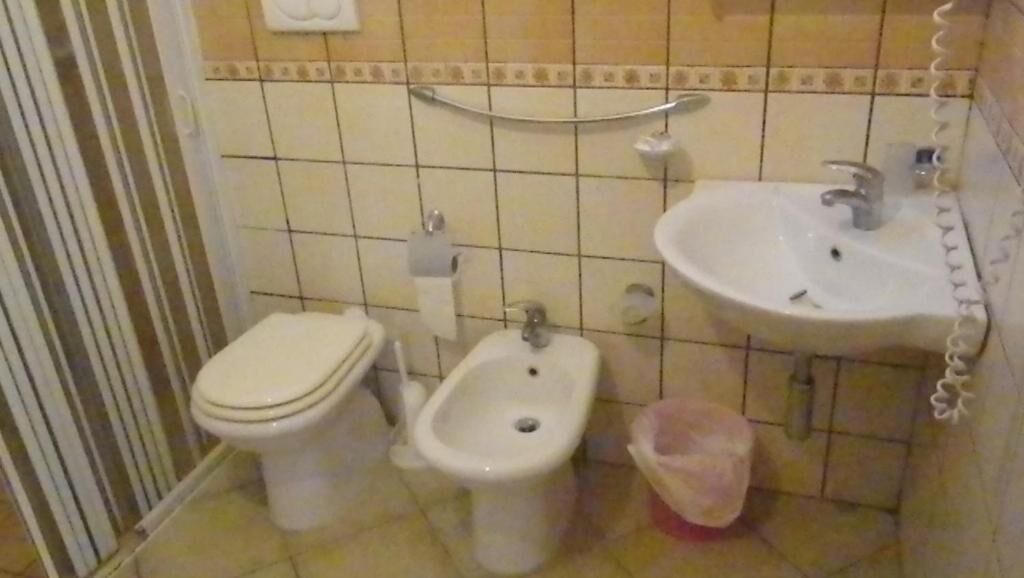 Photo of Bathroom in Vanze