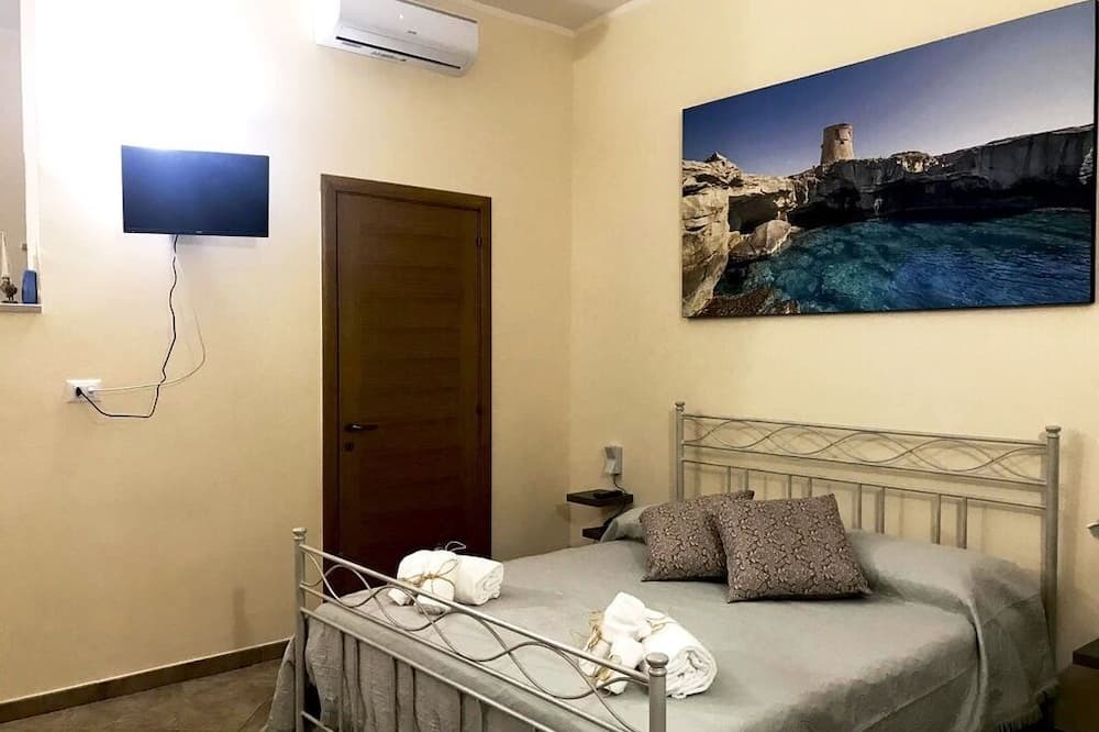 Photo of Bedroom in Poggiardo