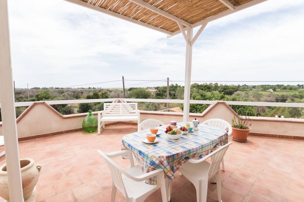 Photo of Patio Balcony in Fontanelle