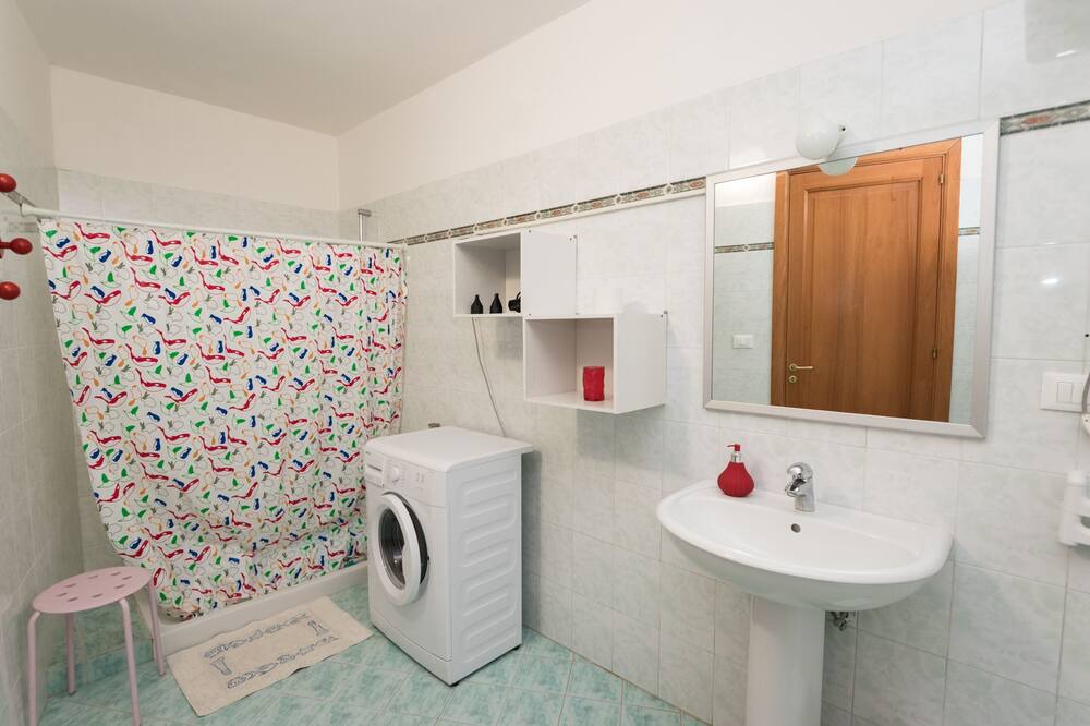 Photo of Bathroom in Fontanelle